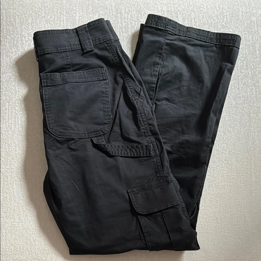 A&F Curve Love Relaxed Cargo Pant - Picture 3 of 5